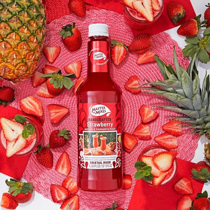 Master of Mixes Strawberry Daiquiri/Margarita Mix - Pack of 6 - Image 2